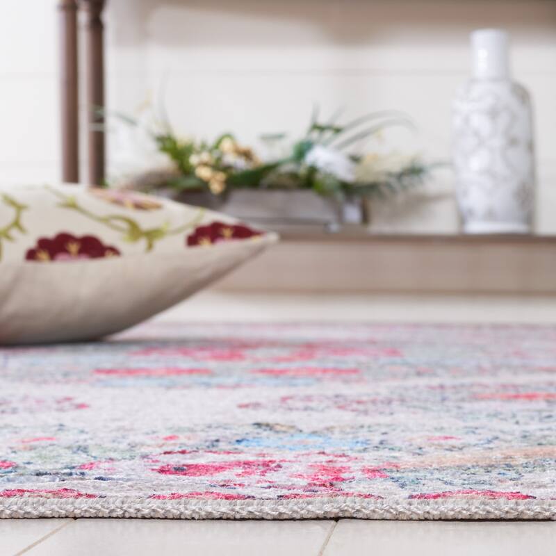SAFAVIEH Besarabian Machine Washable Sistina French Country Rug