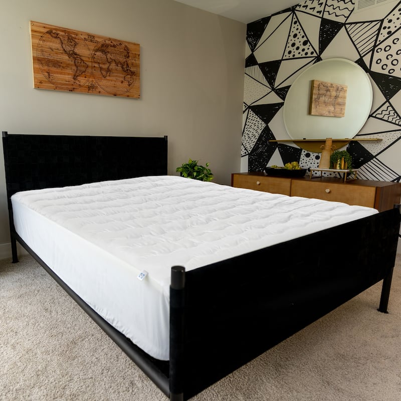 Sealy Cotton Moisture Wicking and Stain Release Mattress Pad White