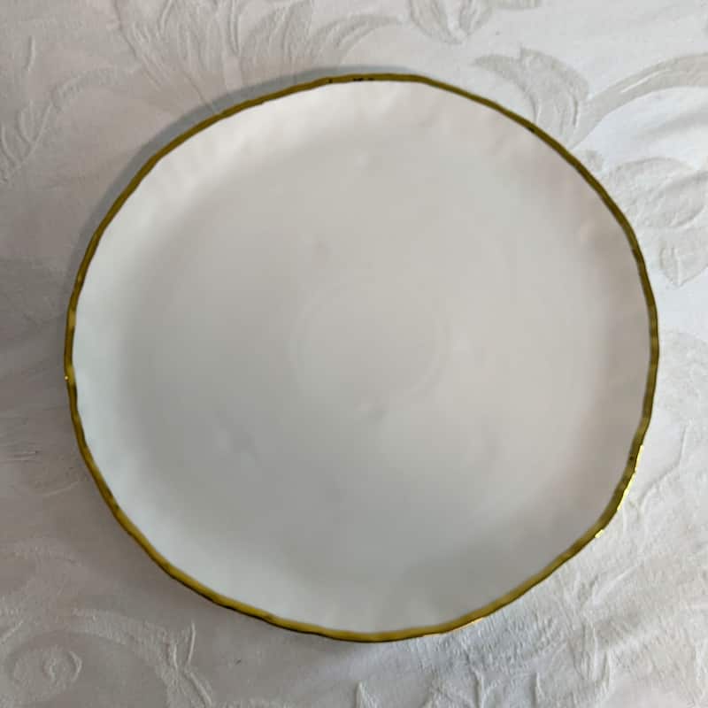 8.5 White Porcelain Gold Trim Freestyle Round Dessert Plate