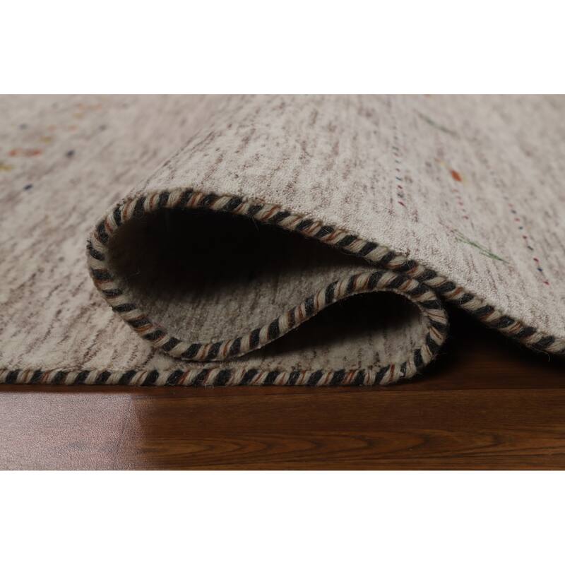 Hand Knotted Oriental 100% Wool Carpet Tribal Animal Pictorial Beige & Ivories Gabbeh Area Rug - 5' 9'' X 4' 0''