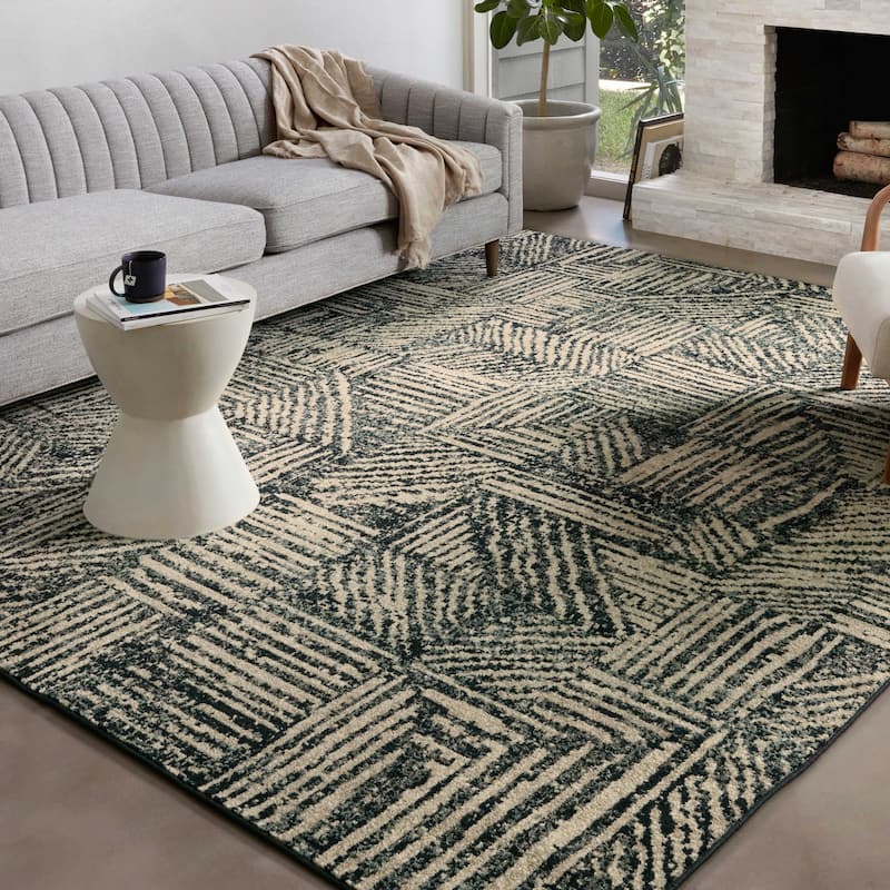 Alexander Home Bradford Modern Geometric Area Rug