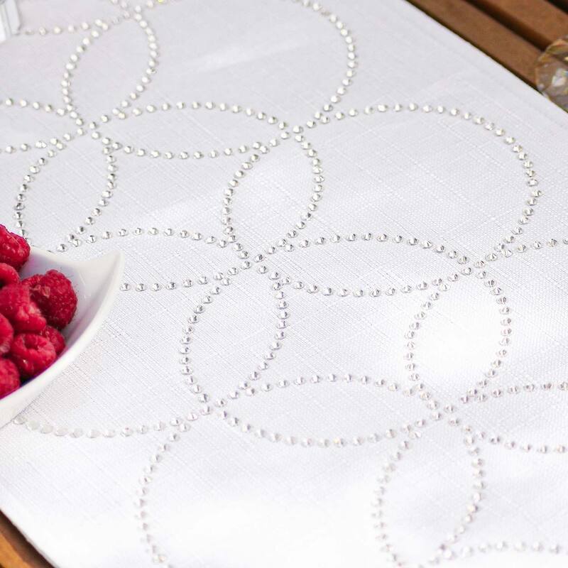 Sparkles Home Rhinestone Circles Table Runner