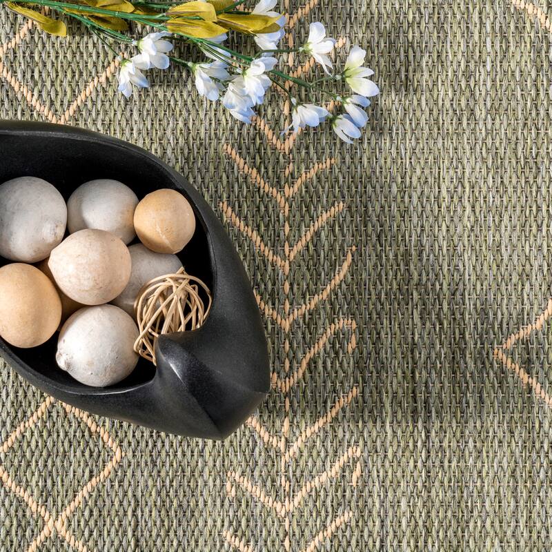 Nuloom Serna Moroccan Indoor/Outdoor Area Rug