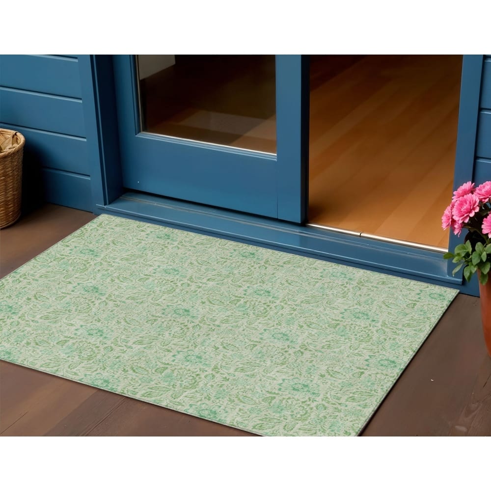 HomeRoots Floral Transitional Rectangle Outdoor Rug