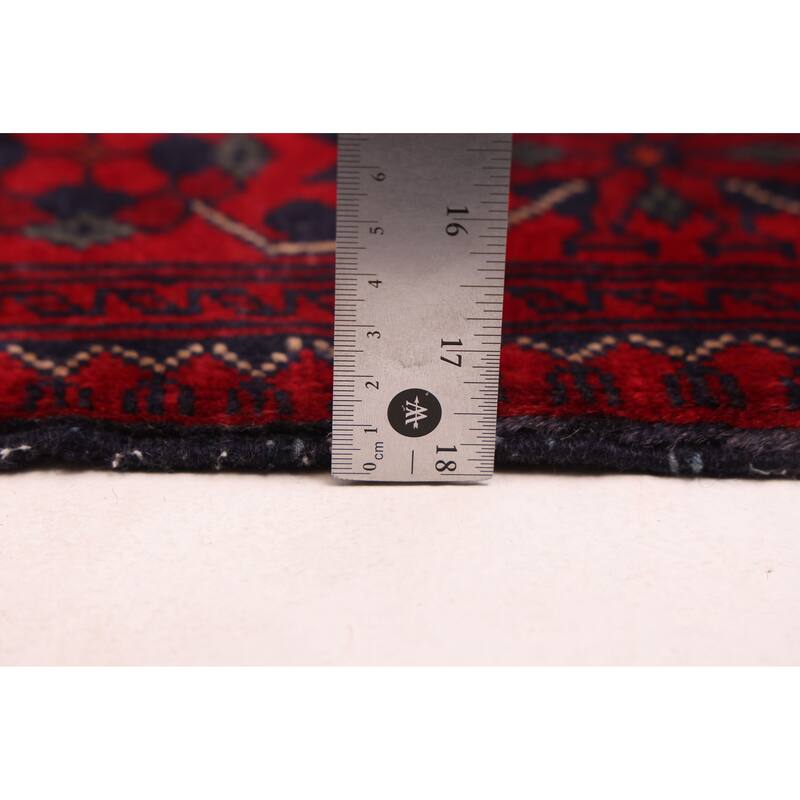 ECARPETGALLERY Hand-knotted Finest Khal Mohammadi Red Wool Rug - 3'1 x 6'7