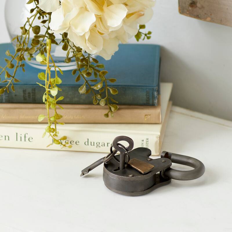 Bronze Metal Lock And Key - 2 x 4 x 2