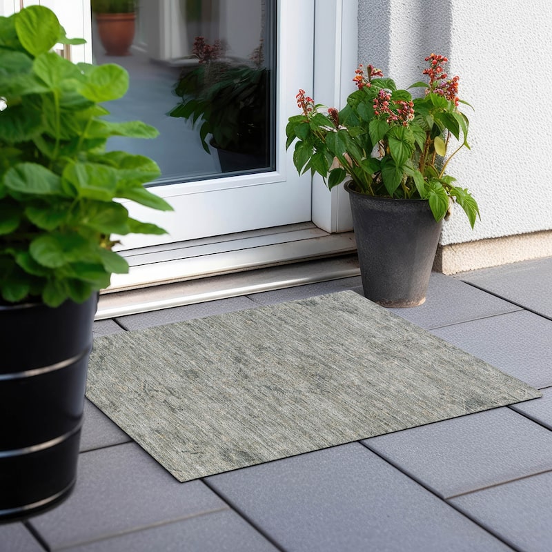 Machine Washable Indoor/ Outdoor Vintage Traditional Chantille Rug