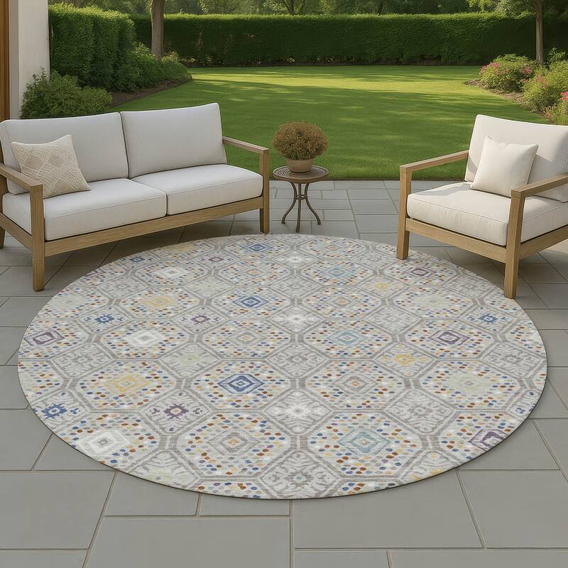 Machine Washable Indoor/ Outdoor Modern Hexi Chantille Rug - Silver - 8' x 8'