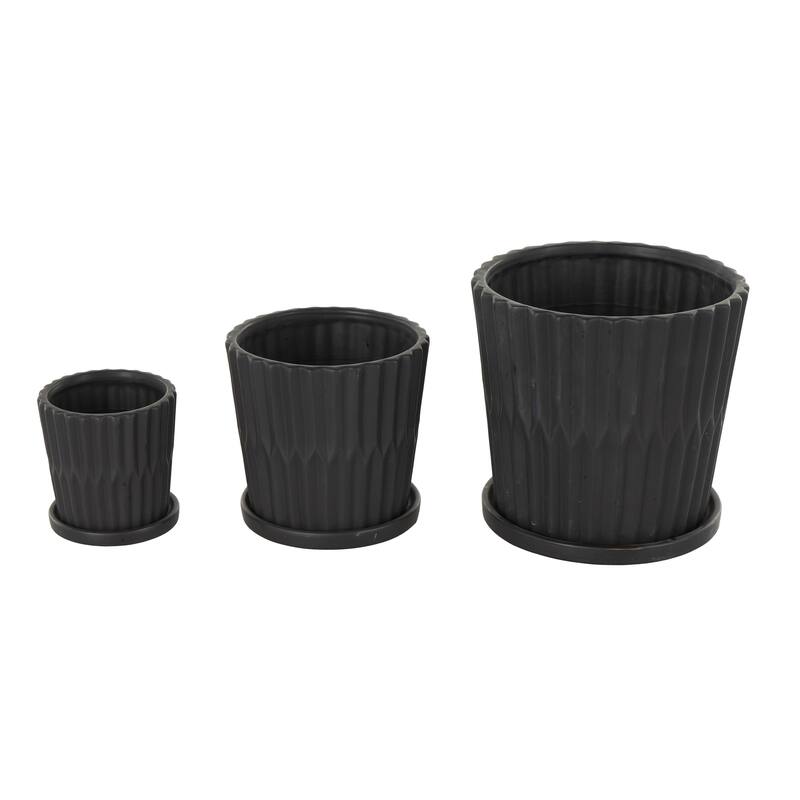 Ceramic Ribbed Indoor Outdoor Planter with Attached Saucer - Set of 3 Black or White - Roche River Decor