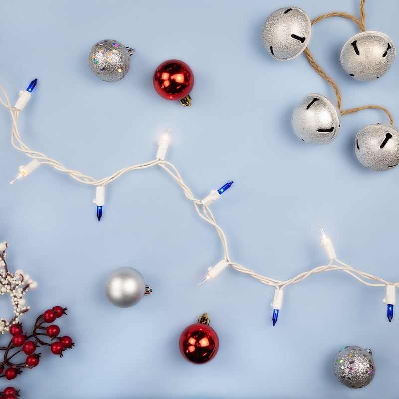 35-Count Mini Christmas Light Set 7ft White Wire - 7'
