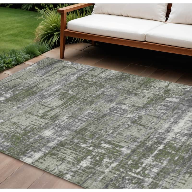 HomeRoots Geometric Transitional Rectangle Outdoor Rug - 9' X 12'