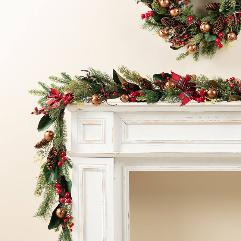 Glitzhome Christmas Bell Pinecone & Berry Bow Wreath Teardrop Garland Wall Decor
