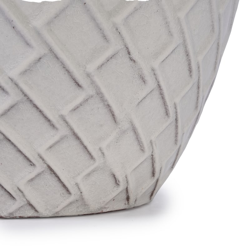 Elegant Ceramic Pot with Diamond Pattern for Indoor-Outdoor Plants