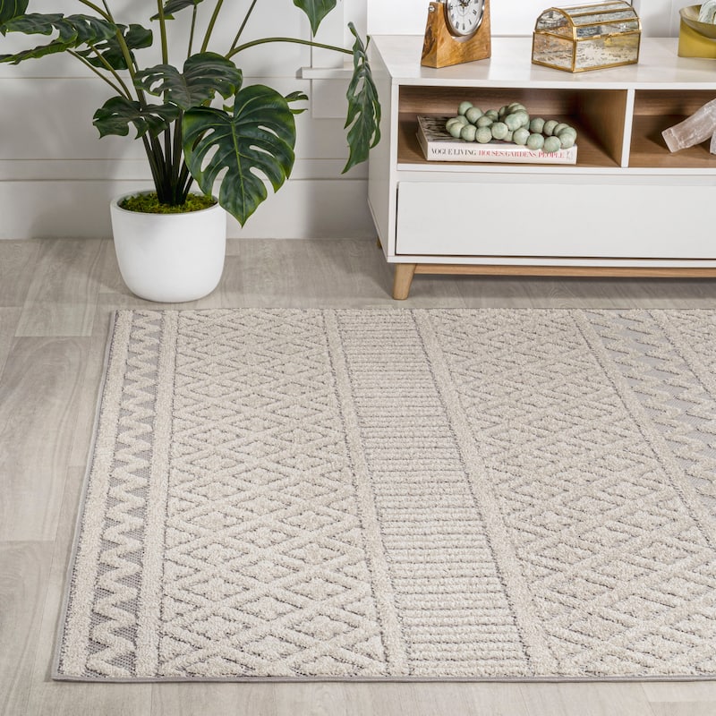 JONATHAN Y Duenas High-Low Two-Tone Monstera Leaf Area Rug