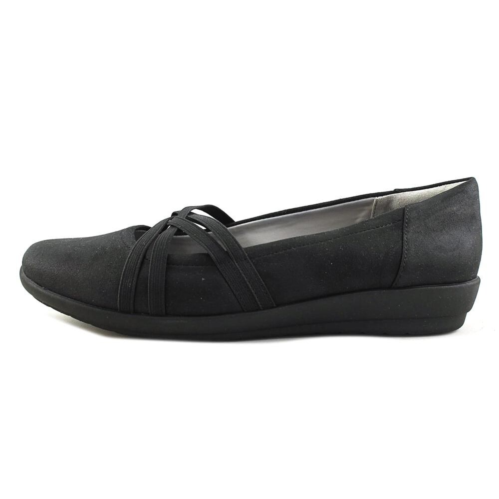easy spirit aubree casual flats