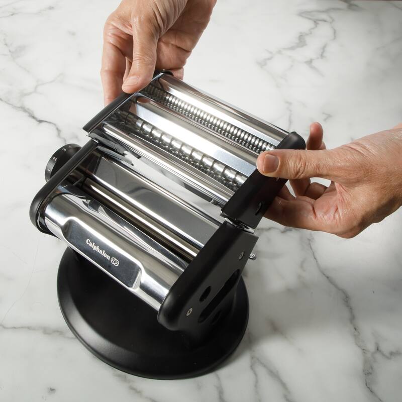 Calphalon Aero Heavy Duty Manual Pasta Maker Machine Noodle Maker w/Rollers & Cutters - Spaghetti, Fettuccini, Lasagna - Black