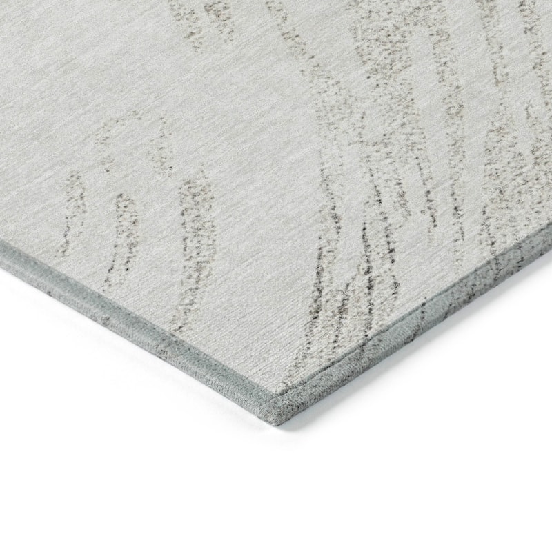 Machine Washable Indoor/Outdoor Contemporary Wave Chantille Rug