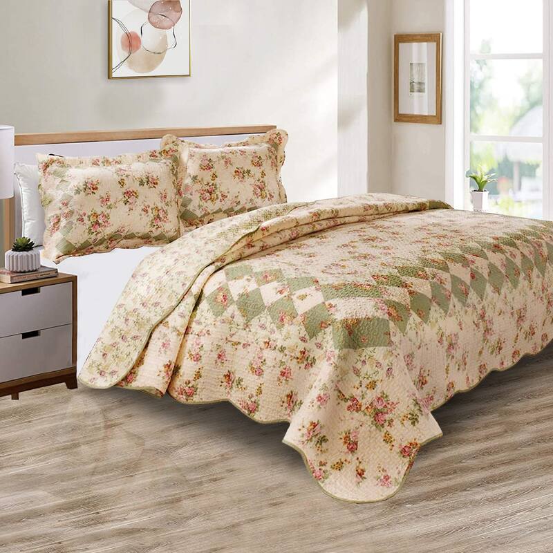 Denali 3 Piece Fabric King Size Quilt Set with Floral Prints, Multicolor