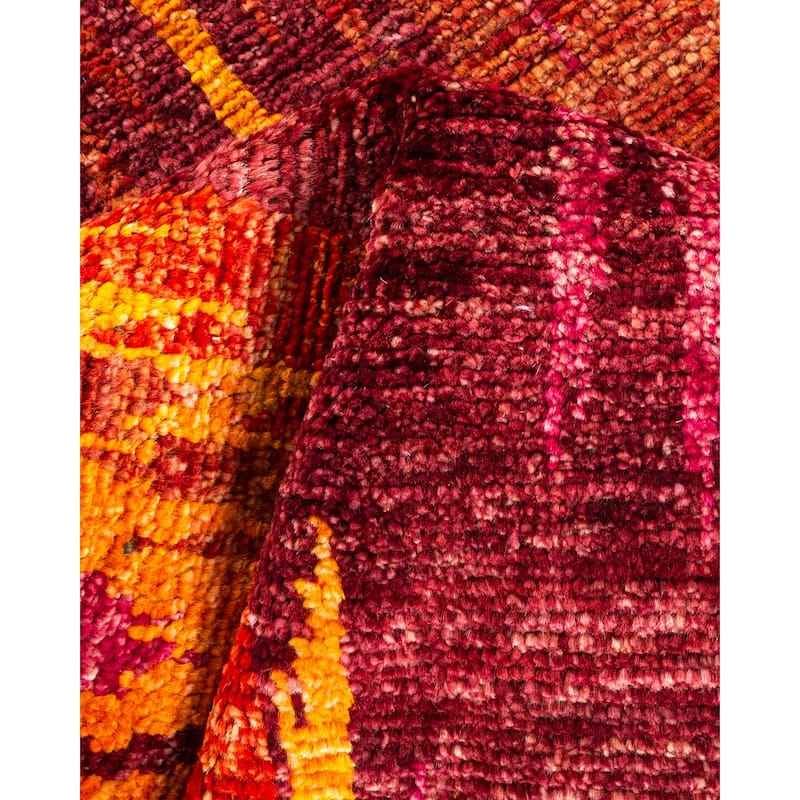 Overton Hand Knotted Wool Vintage Inspired Modern Contemporary Modern Red Area Rug - 4' 0" x 6' 4"