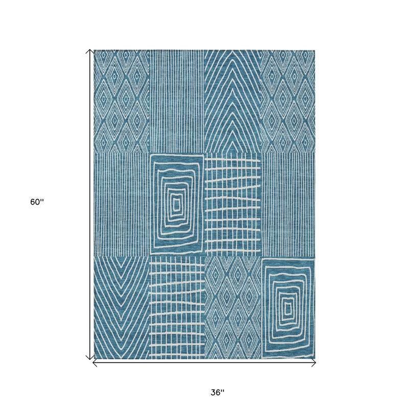 HomeRoots Geometric Transitional Rectangle Outdoor Rug