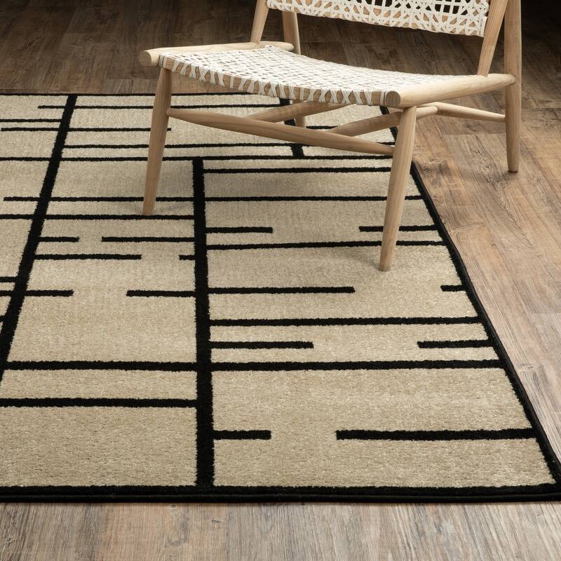 Quartz Geo Blocks and Line Beige/ Black Area Rug - 5'3" x 7'