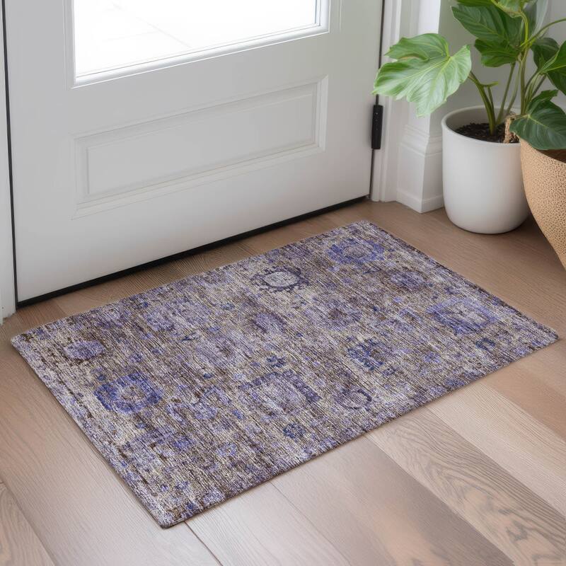 Machine Washable Indoor/ Outdoor Vintage Traditional Chantille Rug
