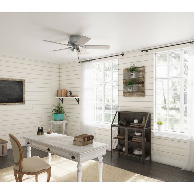 Hunter 52" Shady Grove Ceiling Fan with LED Light Kit/ Pull Chain, Standard or Flush Mount - Casual, Transitional