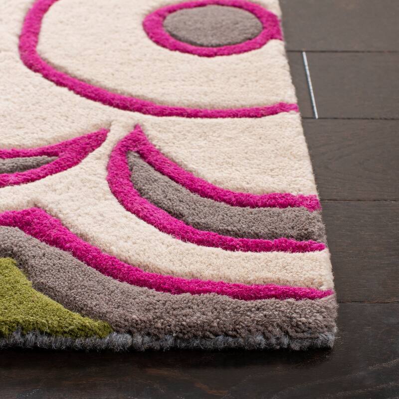 SAFAVIEH Handmade Soho Arianna Floral N.Z. Wool Rug