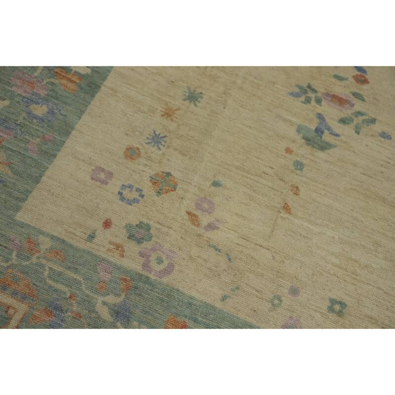 Hand Knotted Oriental 100% Wool Carpet Traditional Floral Beige & Ivories Art Deco Area Rug - 6' 9'' X 7' 1''
