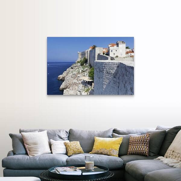 Shop Cafe Below The City Wall At Old Town Of Dubrovnik Dalmatia