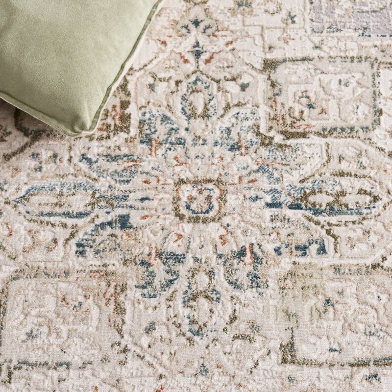 SAFAVIEH Maven Miyuki Traditional Rug