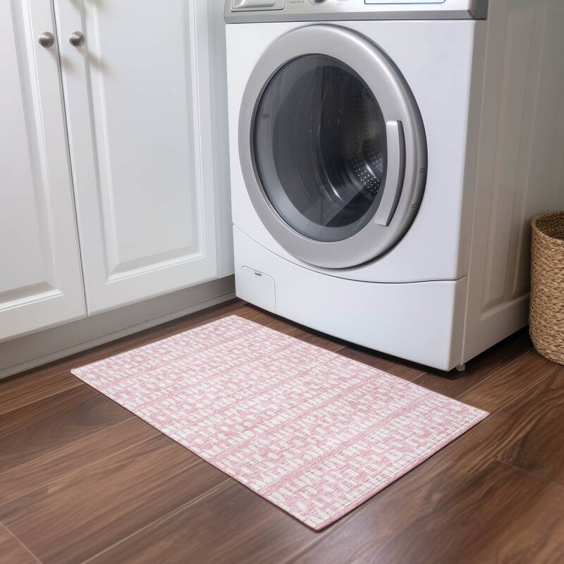 Machine Washable Indoor/ Outdoor Contemporary Imprints Chantille Rug