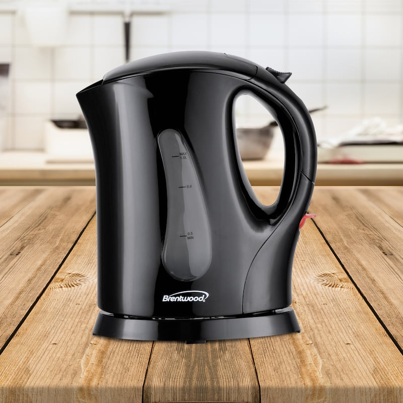 Brentwood 4 Cup 900 Watt Cordless Electric Tea Kettle in Black