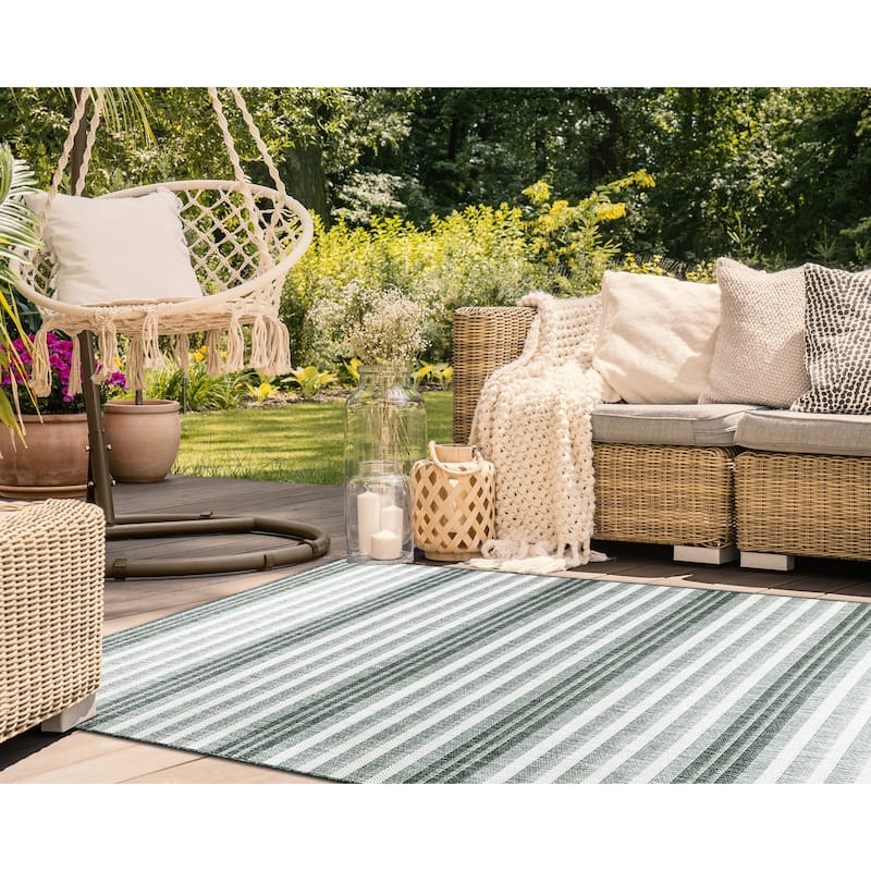 Liora Manne Malibu Faded Stripe Indoor/Outdoor Rug