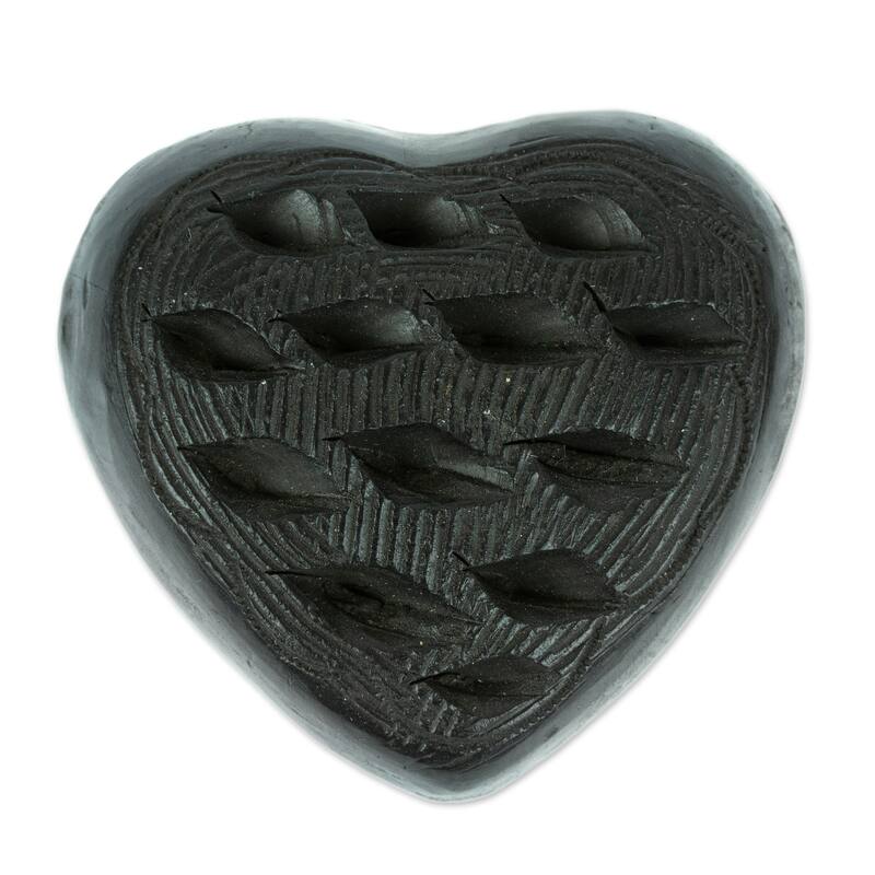 Novica Handmade Heart & Flakes Barro Negro Mini Jewelry Box