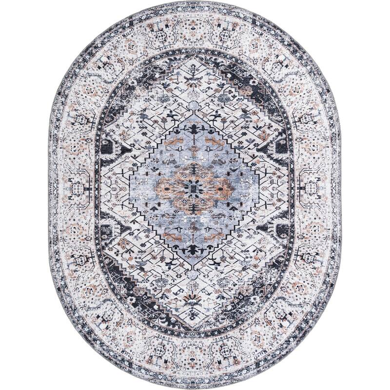 Traditional Tira Collection Area Rug