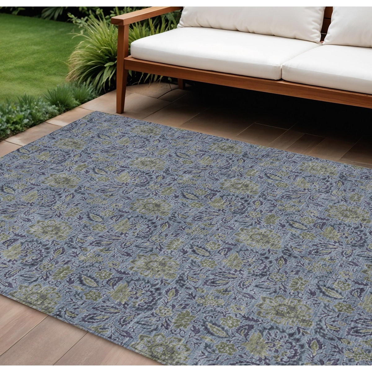 HomeRoots Floral Transitional Rectangle Outdoor Rug