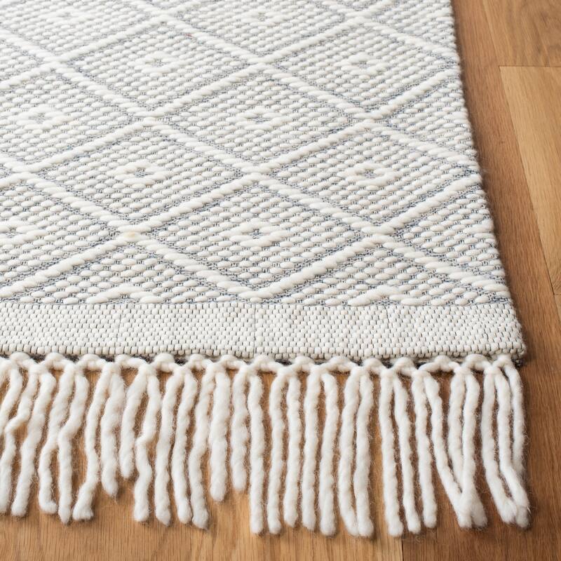 SAFAVIEH Handmade Vermont Deryn New Zealand Wool Rug