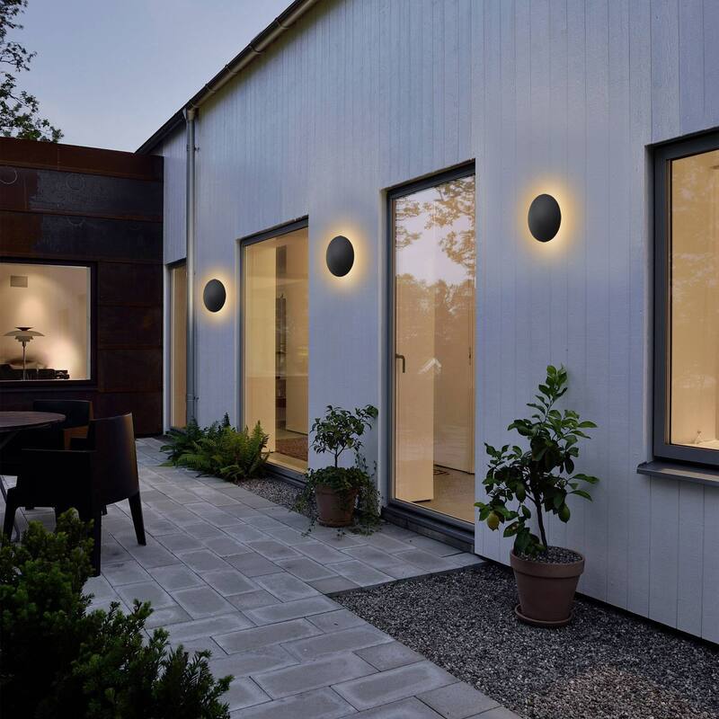 C Cattleya 2-pack Matte Black Aluminum Round Disc LED Indoor Outdoor Wall Sconce