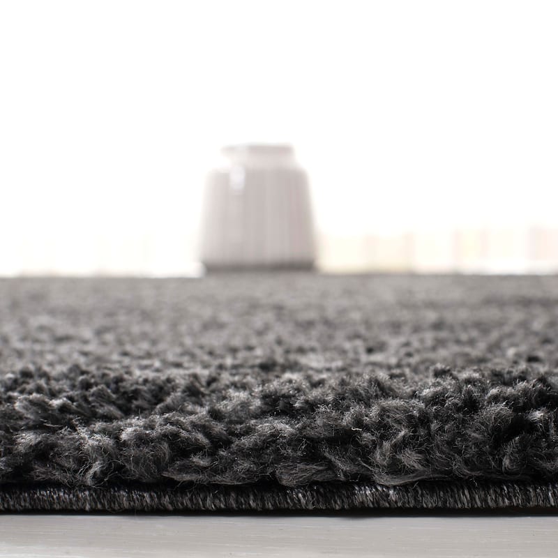 SAFAVIEH August Shag Solid 1.2-inch Thick Area Rug
