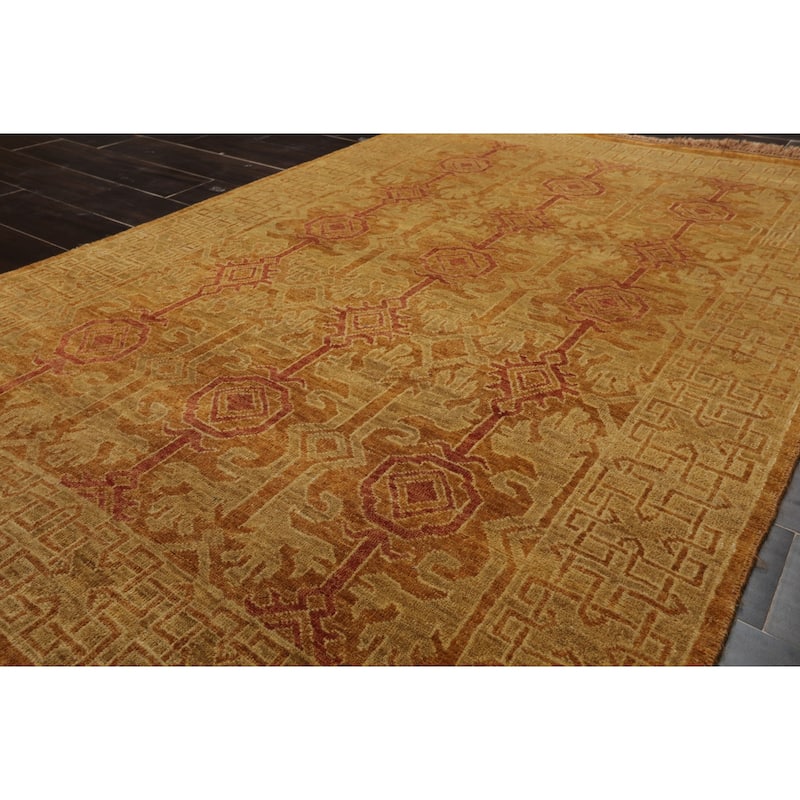 Tibetan Transitional 4x5'11'' Hand Knotted Wool Gold Rug - 4' x 5' 11''