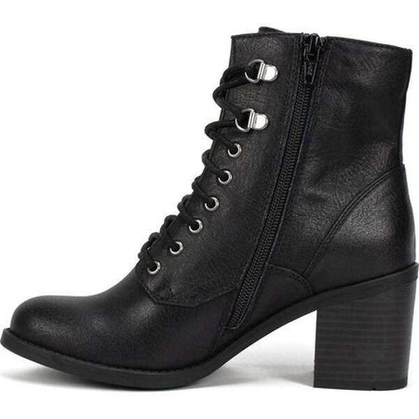 white mountain black boots