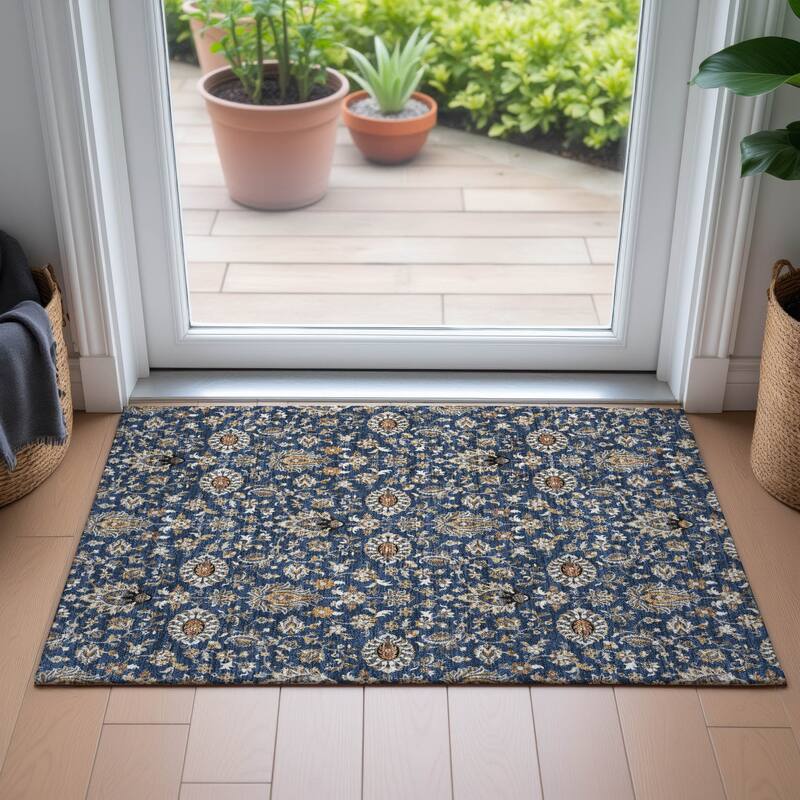Machine Washable Indoor/Outdoor Traditional Persian Chantille Rug