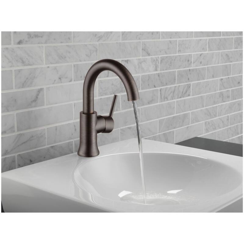 Delta 559HAR-DST Trinsic 1.2 GPM Single Hole Bathroom Faucet with Push