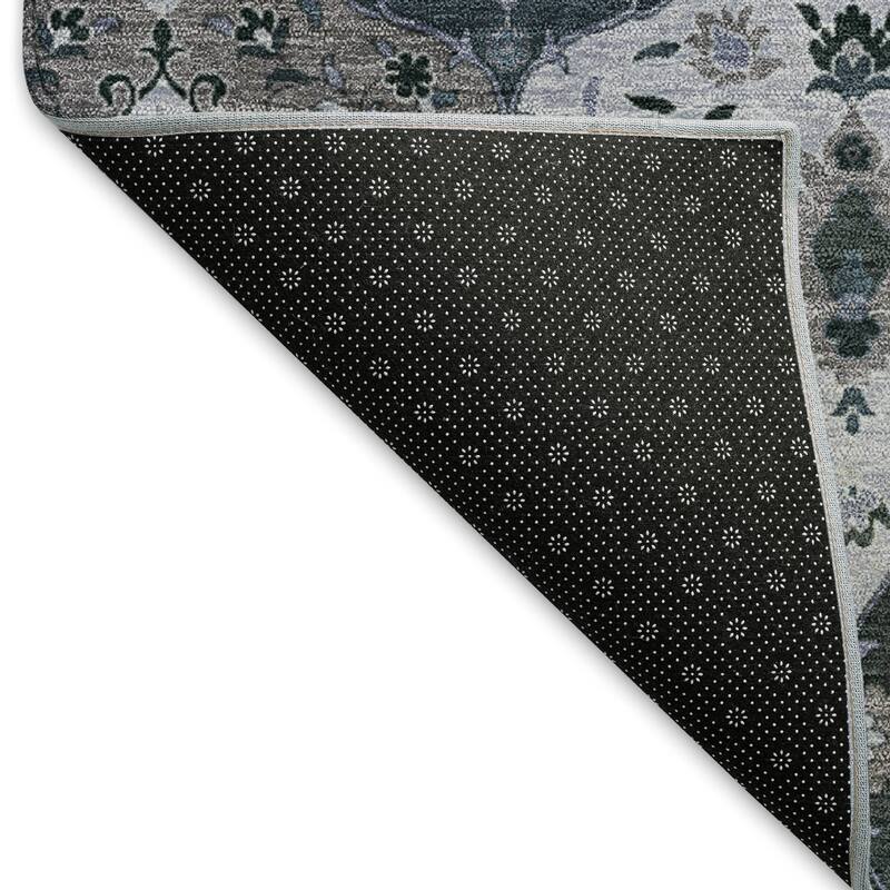 Machine Washable Indoor/ Outdoor Traditional Panel Chantille Rug