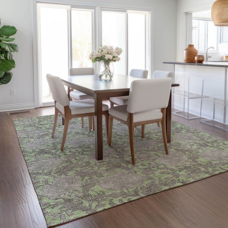 Machine Washable Indoor/ Outdoor Chantille Floral Rug