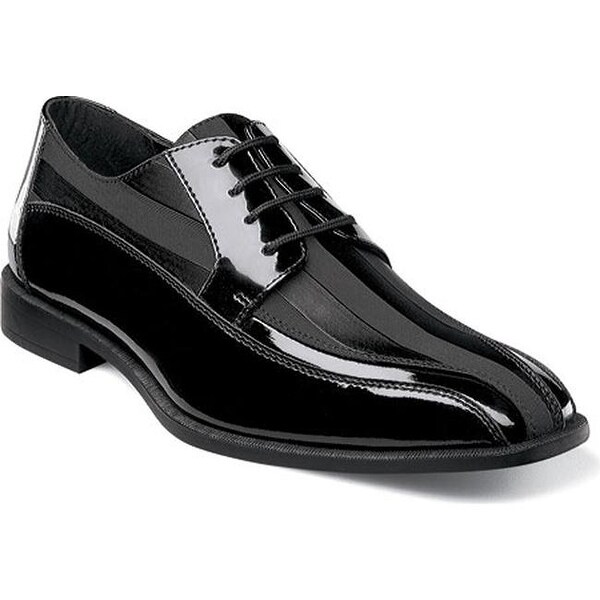 ace soccer shoes