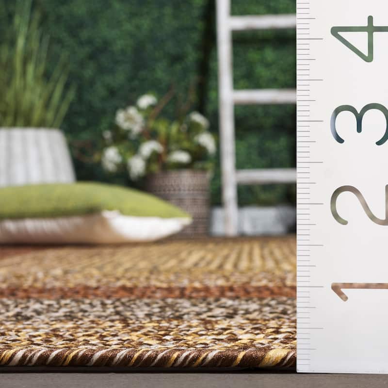 SAFAVIEH Handmade Braided Ecenur Indoor/Outdoor Machine Washable Rug