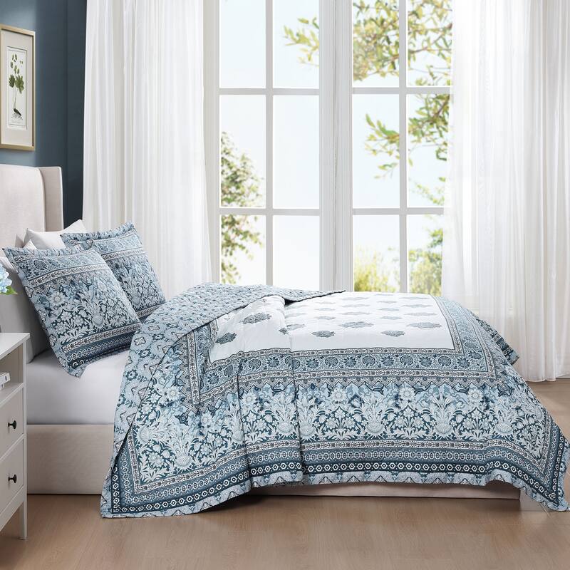 Bebejan Aquamarine Medallion 3 Piece Reversible Quilted Coverlet Set