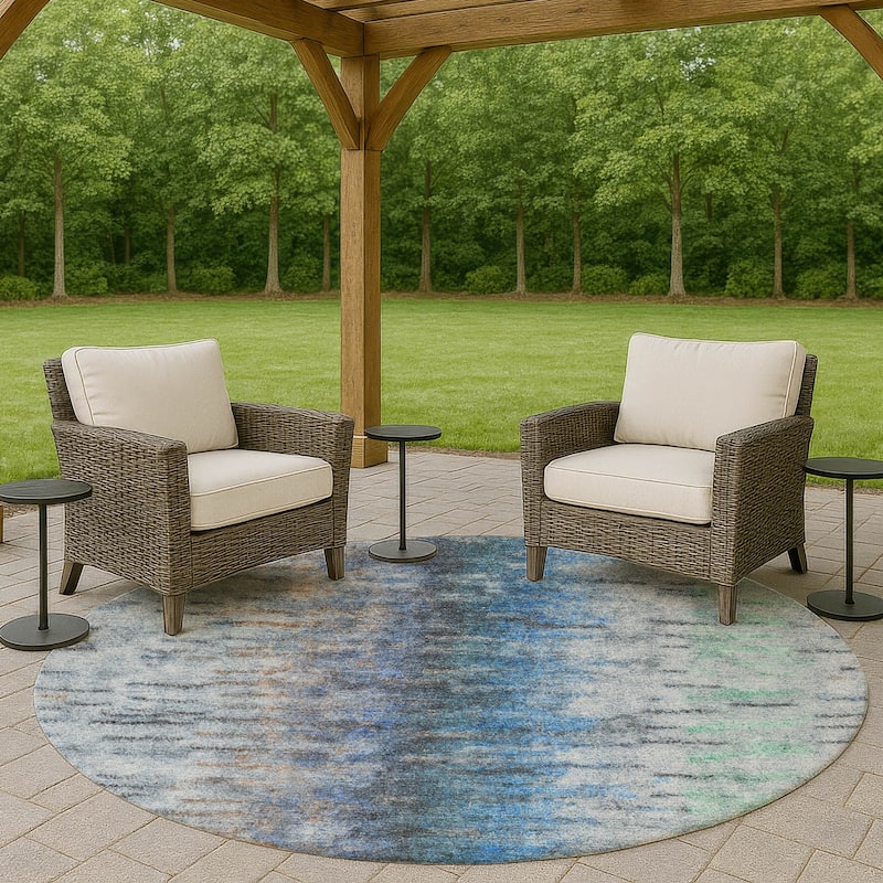 Machine Washable Indoor/ Outdoor Contemporary Ombre Chantille Rug - Blue - 8' x 8'